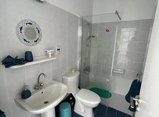 16 Fully Renovated * Lachi