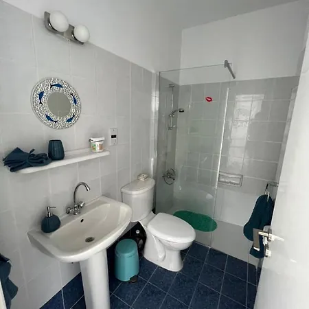 Latsi Apartment 16 -Above Aristo Development Office Same Building No16 * ラッチ