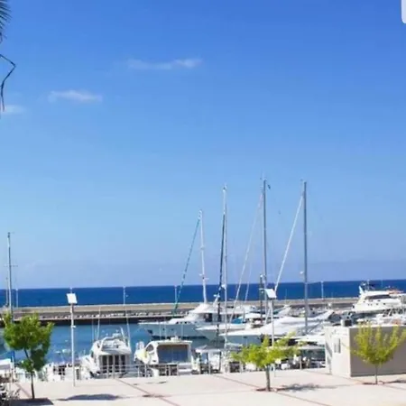 Appartamento 16 Fully Renovated Lachi