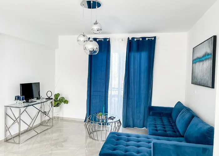 16 Fully Renovated * Lací